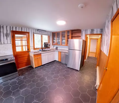 Kitchen - 25 White Ave # -A, Worcester, MA 01605 photo 3 of 3