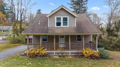 54 Maple St, West Boylston, MA 01583