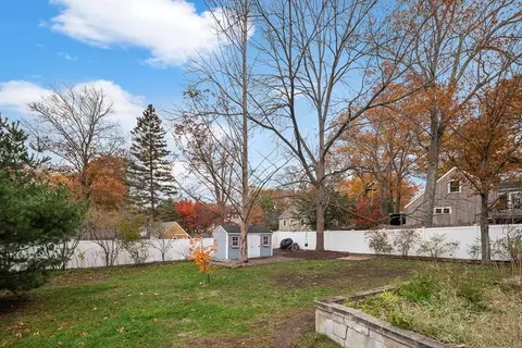 Exterior - 149 Forest St, Reading, MA 01867 photo 3 of 4