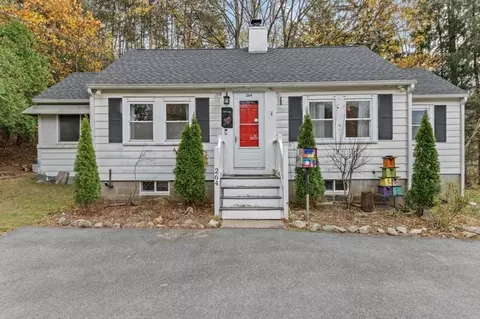 264 Centre St, Danvers, MA 01923 photo 3