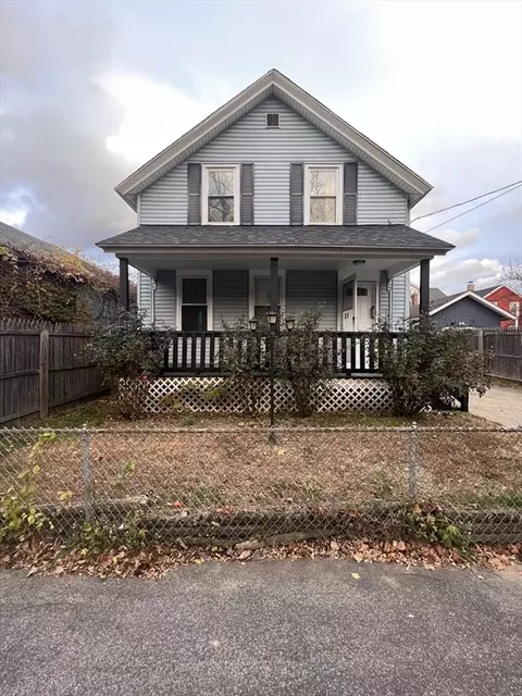 37 Kimball St, Chicopee, MA 01013