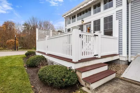 Exterior - 5 Maple Ln #5, Marshfield, MA 02050 photo 3 of 4