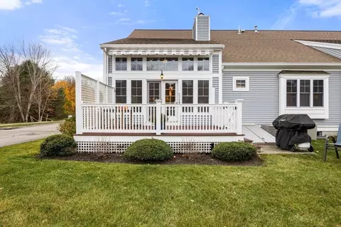 Exterior - 5 Maple Ln #5, Marshfield, MA 02050 photo 2 of 4