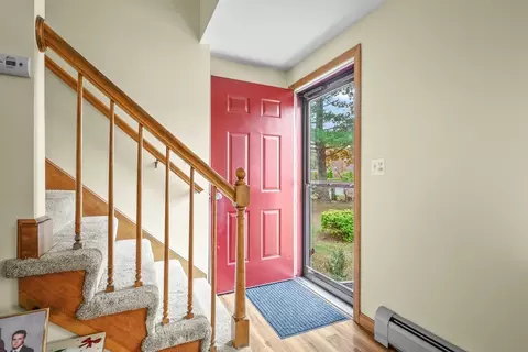 9 22nd St, Buzzards Bay, MA 02532 photo 4