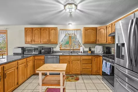 9 22nd St, Buzzards Bay, MA 02532 photo 11