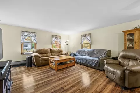 9 22nd St, Buzzards Bay, MA 02532 photo 7