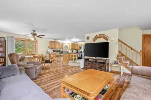 9 22nd St, Buzzards Bay, MA 02532 photo 8