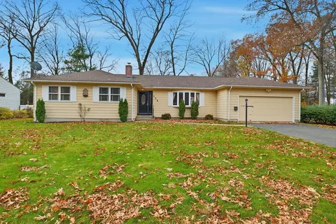 136 Fenwood Rd, Longmeadow, MA 01106