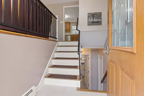 Entry Way - 144 Main St, Townsend, MA 01469 photo 1 of 1