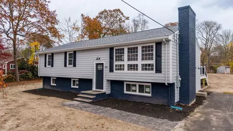 308 Robert St, Westport, MA 02790