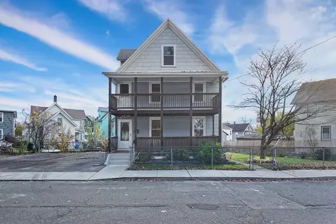 12 Temple St, Holyoke, MA 01040