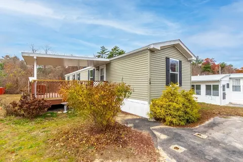 2900 Cranberry Hwy #14, Wareham, MA 02538