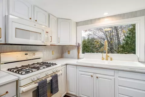 155 County Rd, Ashby, MA 01431 photo 18