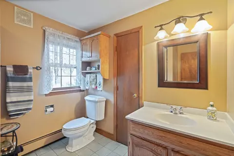 37 Glendale St, Maynard, MA 01754 photo 16