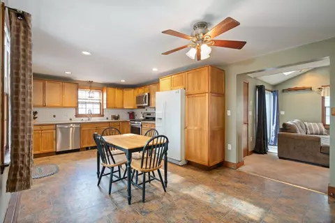 37 Glendale St, Maynard, MA 01754 photo 11