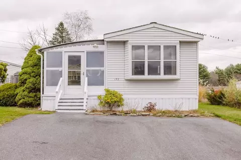 152 Easy St, Raynham, MA 02767