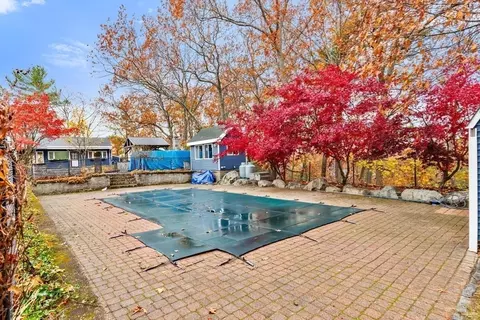 Exterior - 2 Mcintyre Rd, Saugus, MA 01906 photo 11 of 13
