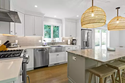 564 Cotuit Bay Dr, Cotuit, MA 02635 photo 13