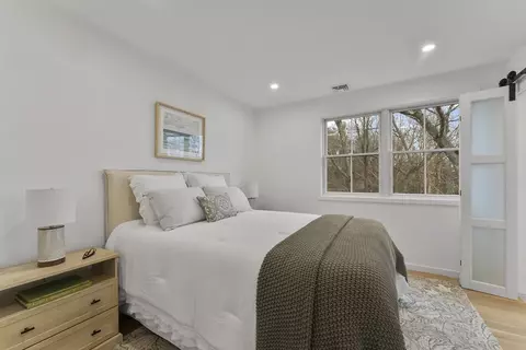 12 Hill St, Needham, MA 02494 photo 11