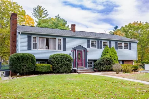 30 Scotland Ave, Salem, NH 03079