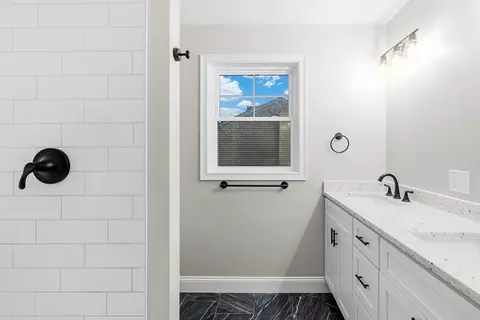 Bath - 34 Alsop St, Fall River, MA 02723 photo 2 of 4