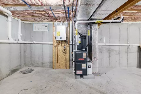 Entry Way - 34 Alsop St, Fall River, MA 02723 photo 7 of 7