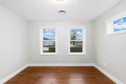 Bedroom - 34 Alsop St, Fall River, MA 02723 photo 4 of 6