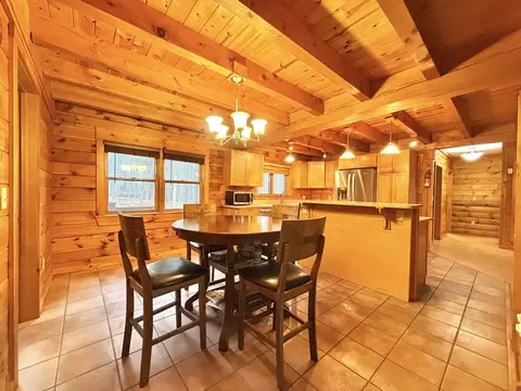 Dining - 1854 Greenwich Rd, Hardwick, MA 01082 photo 1 of 1