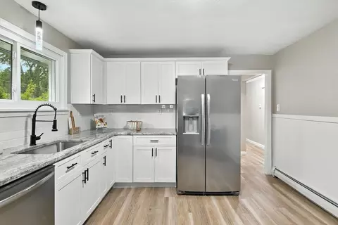 17 Pebble Mill Rd, Springfield, MA 01118 photo 12