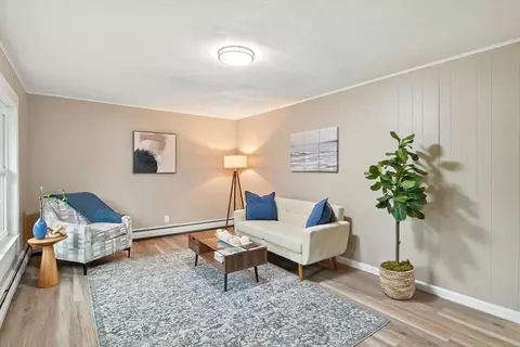 17 Pebble Mill Rd, Springfield, MA 01118 photo 5