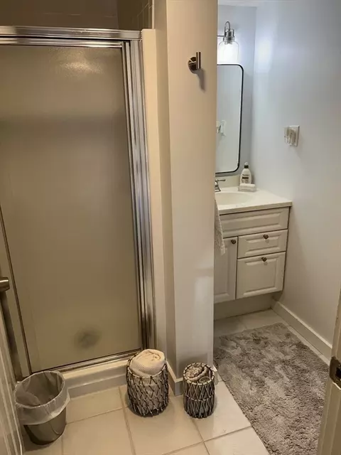 450 Rock St #1, Fall River, MA 02720 photo 17