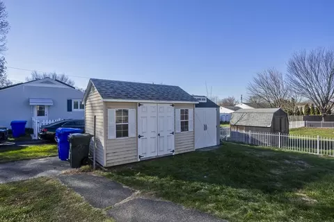 Other - 74 Judith St, Springfield, MA 01118 photo 2 of 5
