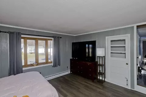 Other - 74 Judith St, Springfield, MA 01118 photo 4 of 5