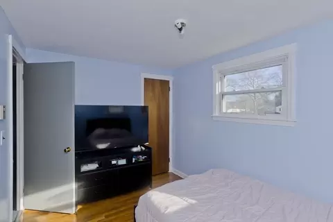 Bedroom - 74 Judith St, Springfield, MA 01118 photo 2 of 5