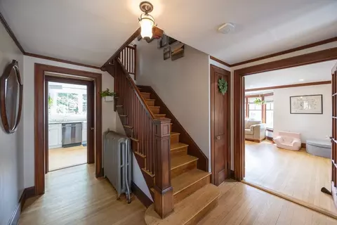 25 Brewster Rd, Framingham, MA 01702 photo 3