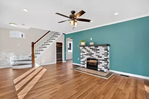 41 Florida St, Springfield, MA 01109 photo 7