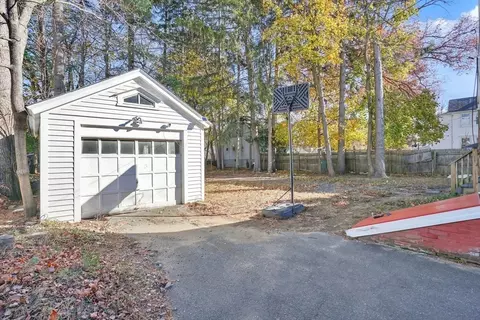 41 Florida St, Springfield, MA 01109 photo 41