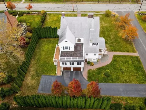 45 Clark Rd, Lowell, MA 01852 photo 5