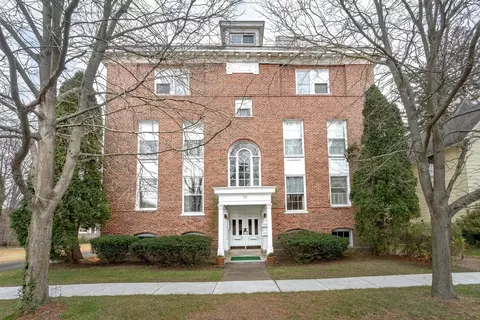 32 Noble Ave, Westfield, MA 01085