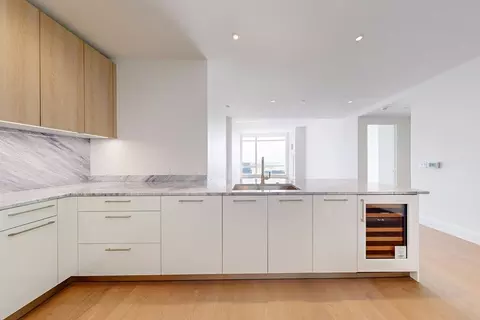 240 Devonshire St #4609, Boston, MA 02110