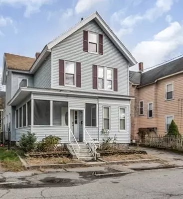 27 Royal St, Lowell, MA 01851