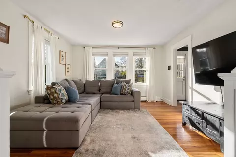 Living - 7 King St, Maynard, MA 01754 photo 1 of 2