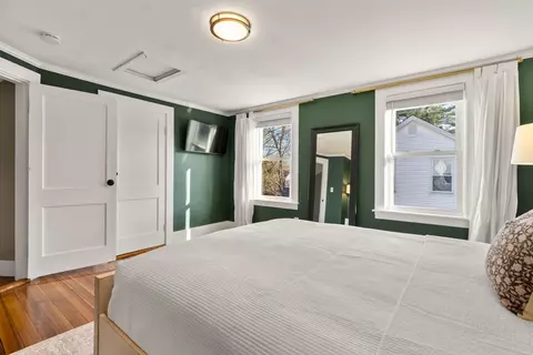 Bedroom - 7 King St, Maynard, MA 01754 photo 5 of 7