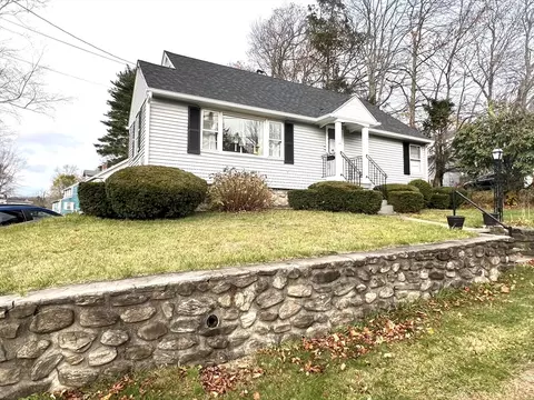 14 Beech St, Southbridge, MA 01550