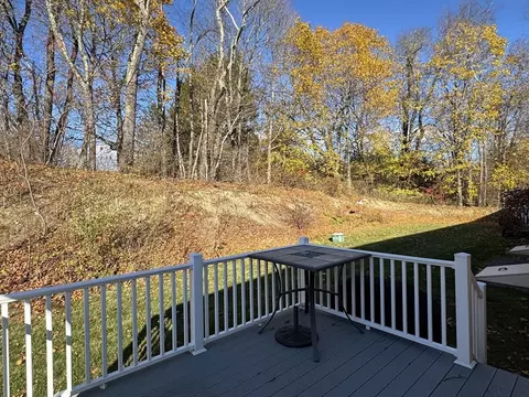 2 Riley Rd #B, Lunenburg, MA 01462