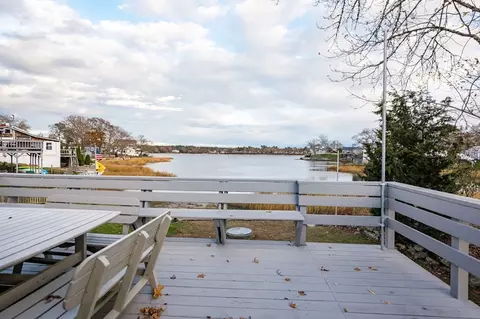 Exterior - 4 Ross Ave, Wareham, MA 02571 photo 7 of 9