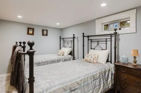 Bedroom - 4 Ross Ave, Wareham, MA 02571 photo 4 of 5
