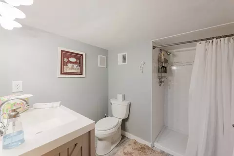 Bath - 4 Ross Ave, Wareham, MA 02571 photo 2 of 3