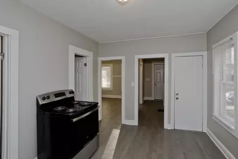 81 Hayden Ave, Springfield, MA 01109 photo 8