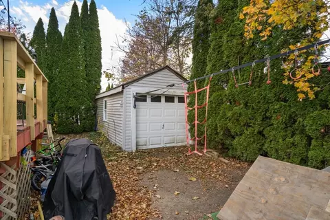 172 Earle St, Fall River, MA 02723 photo 34